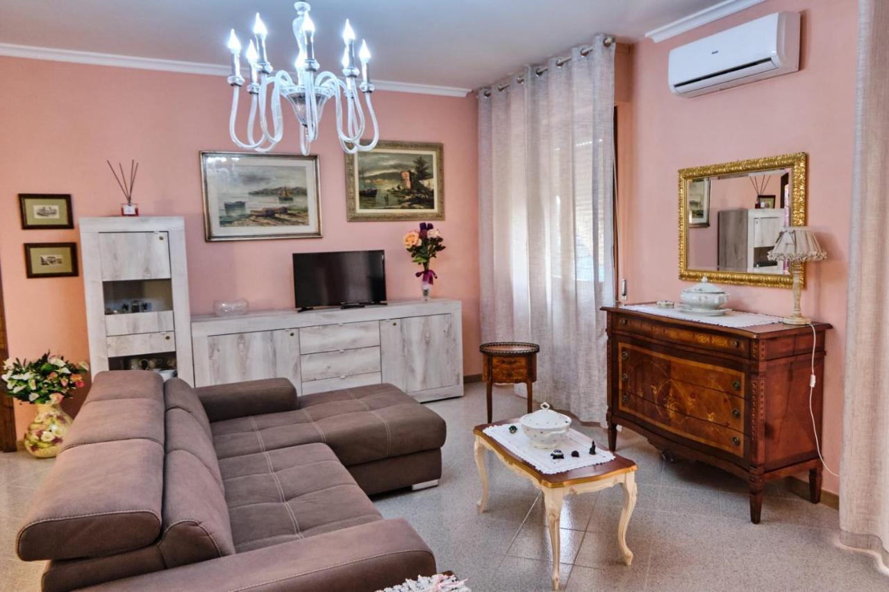 Willa Casa Marina Donoratico Zewnętrze zdjęcie